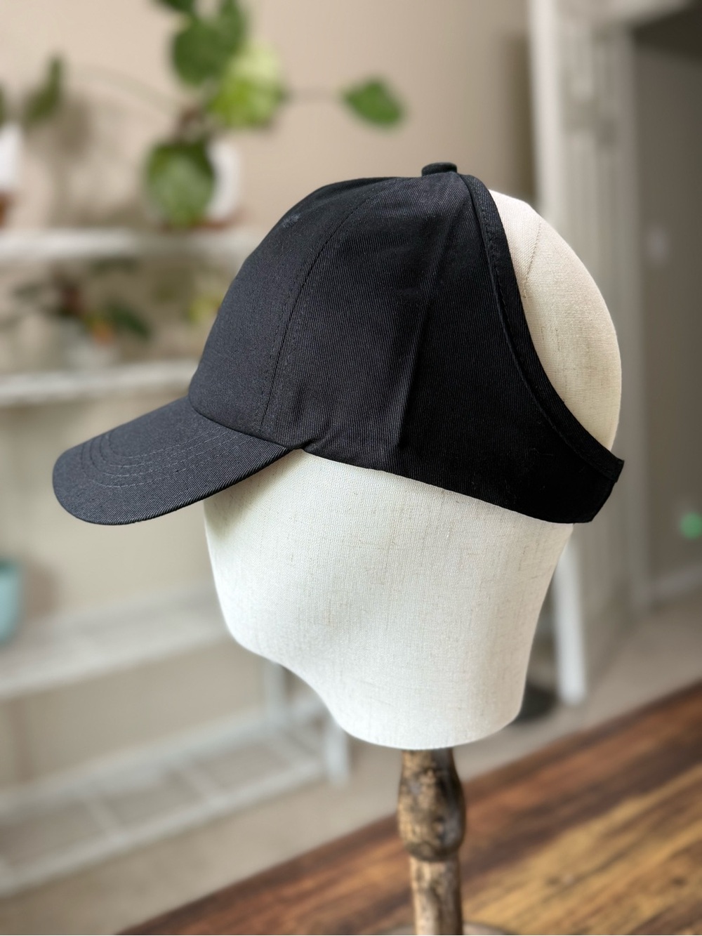 ❤️Buy Now Price❤️ Ponytail Baseball Cap, Backless Messy Bun Hat - Choose 1 - Picture 16 of 16